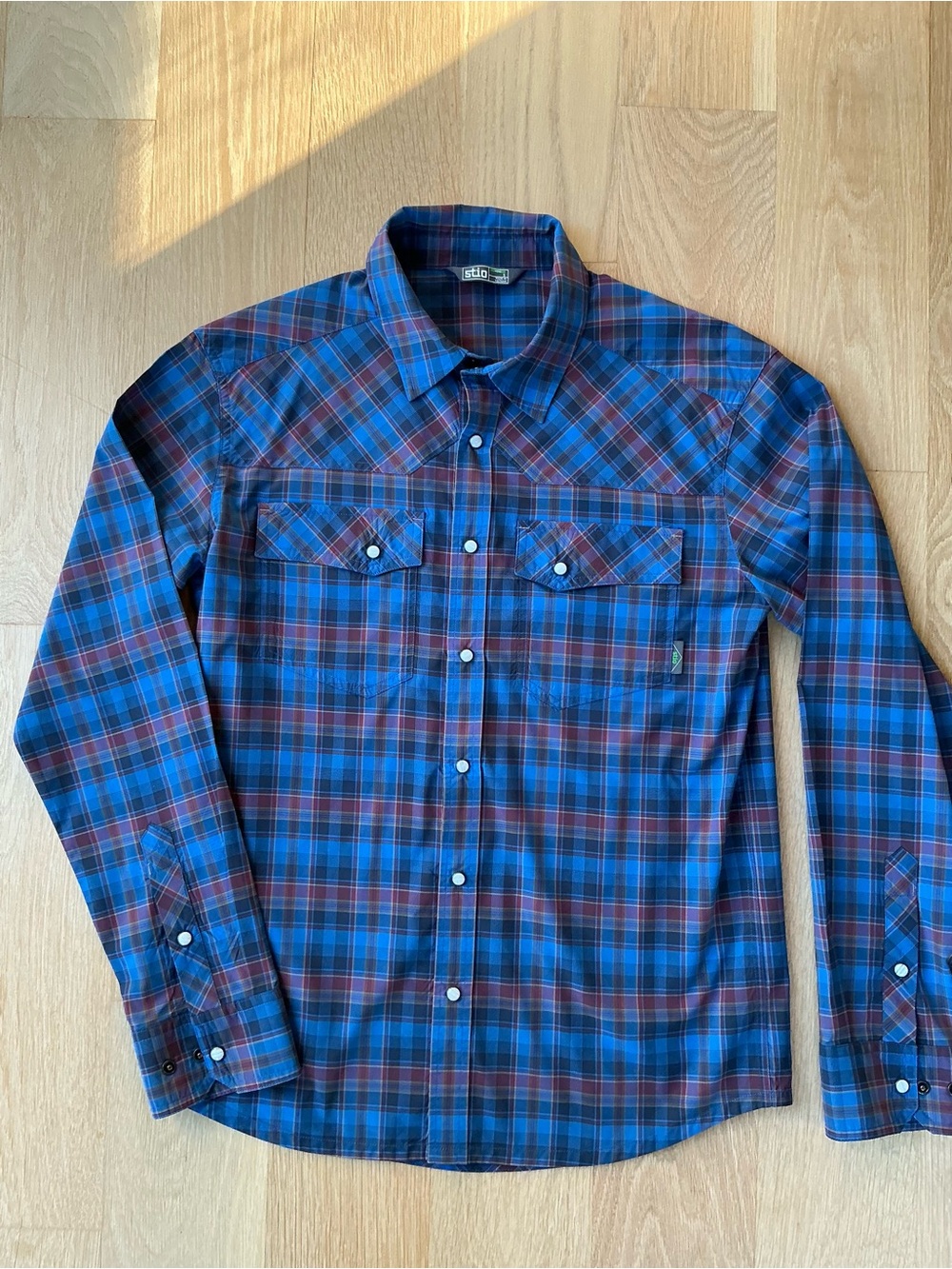 Stio Eddy Hiking Shirt Long Sleeve Pearl Snap Button Blue Plaid Mens Size Small